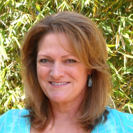 Cindy Linnebur's headshot